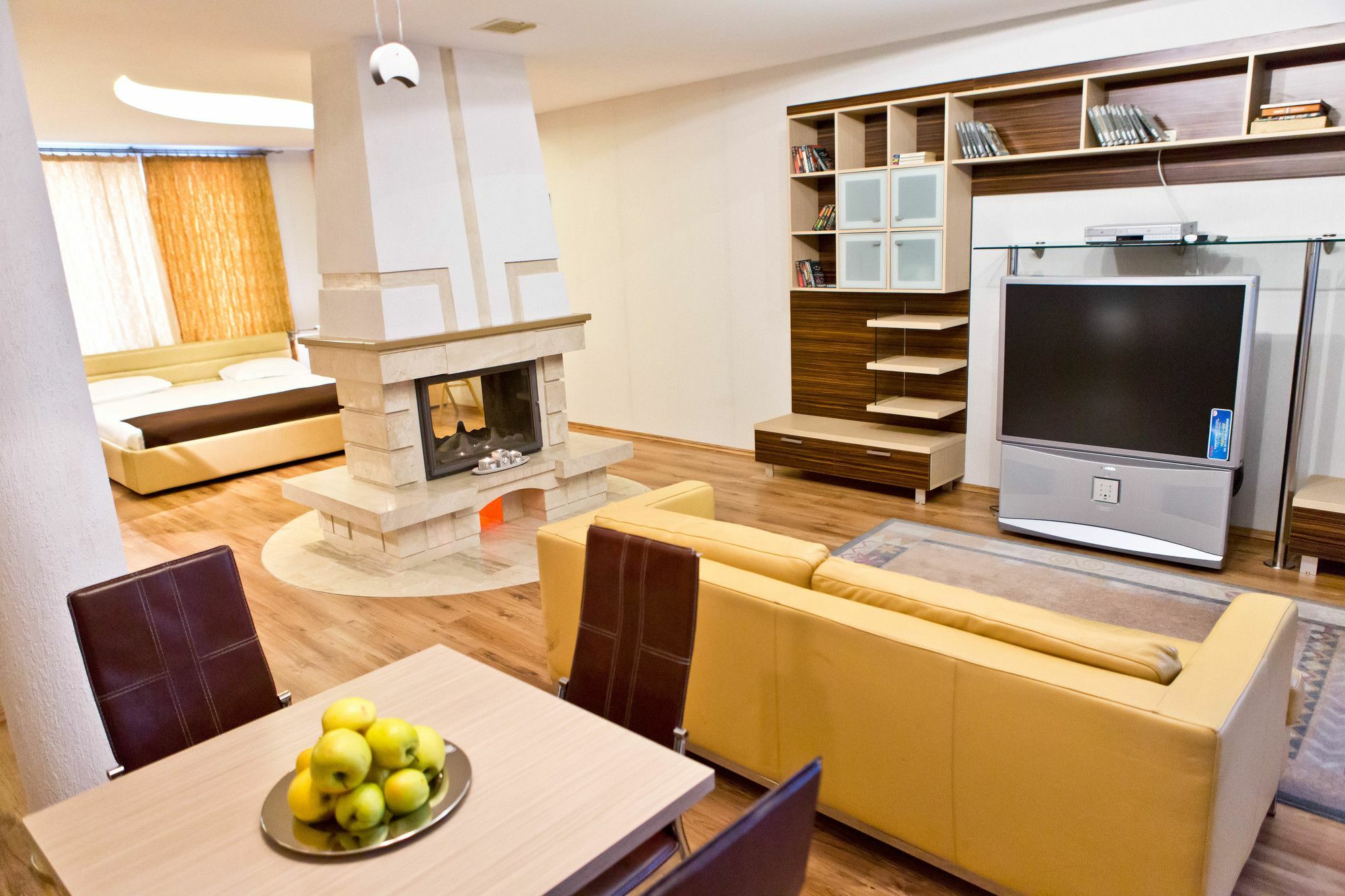 צ'יסינאו Hotel Olsi מראה חיצוני תמונה